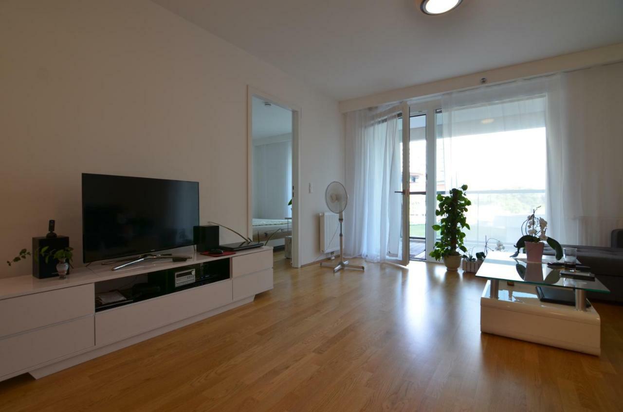 Apartment With Parking On Premise Wien Exteriör bild