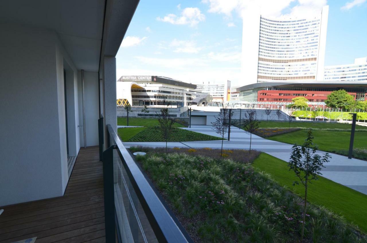 Apartment With Parking On Premise Wien Exteriör bild