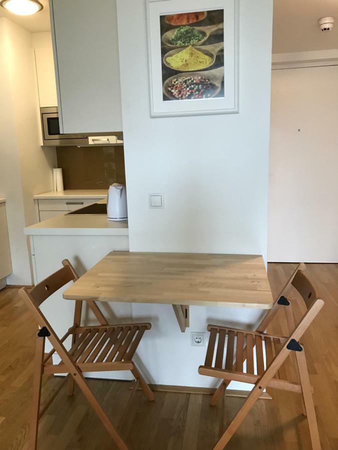 Apartment With Parking On Premise Wien Exteriör bild
