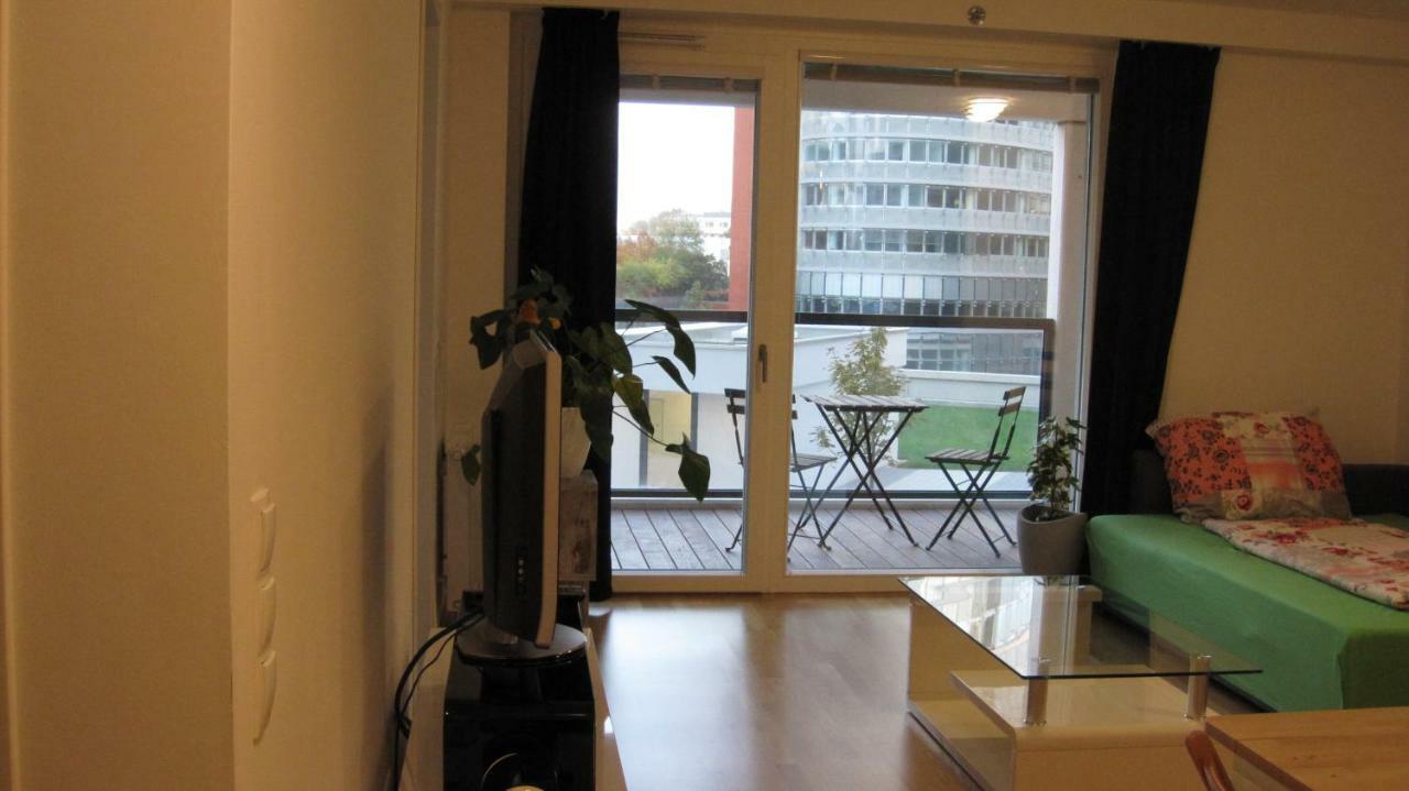 Apartment With Parking On Premise Wien Exteriör bild