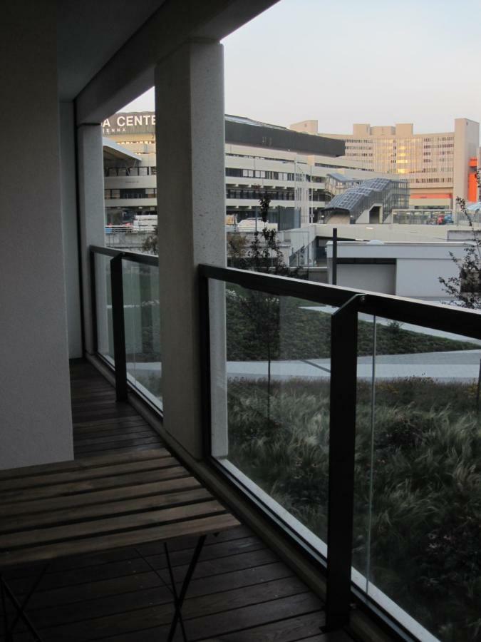 Apartment With Parking On Premise Wien Exteriör bild